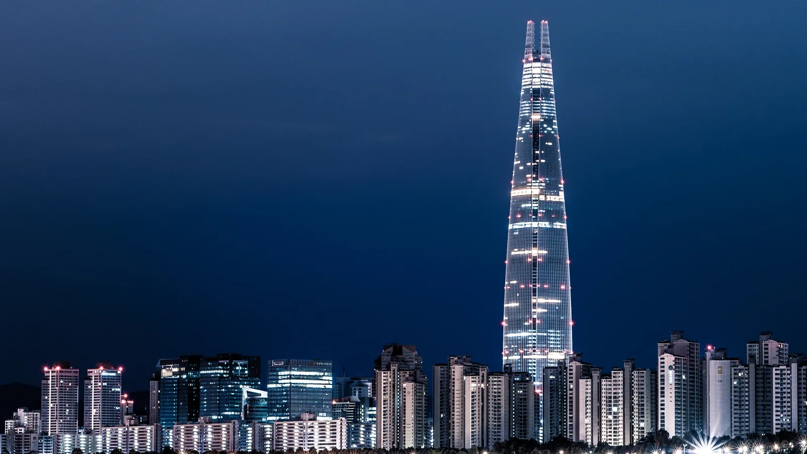 Viajes a Corea del Sur desde México 2026 con skyline de Seúl